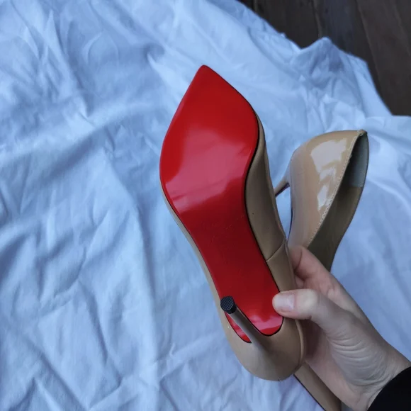 Christian Louboutin Nude Tan Patent Leather Stiletto Pump Heels Pointy Toe - Picture 3 of 14